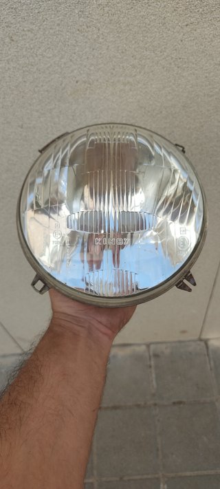 Faro redondo KINBY Seat 600 D