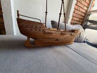 Maqueta barco madera antigua
