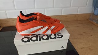 Zapatillas Adidas Predator Talla 42.