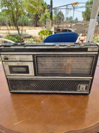 Grundig C6000 Automático Radio Cassette