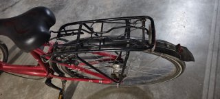 Bicicleta de paseo roja marca Blavé
