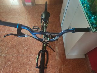 Bicicleta BMX GT Mini