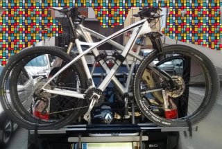 Portabicicletas Thule 9106 Portón