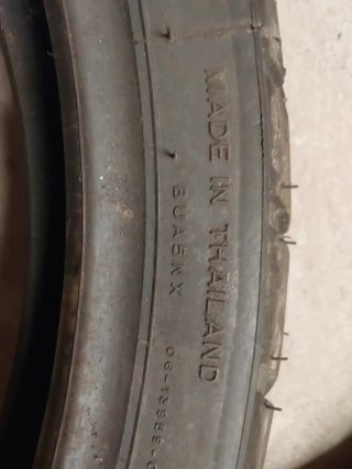 120 70 R19 m/c 60v