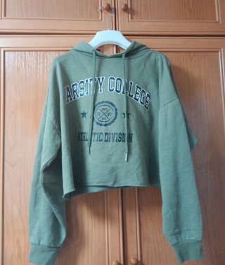Sudadera Crop Verde Varsity College