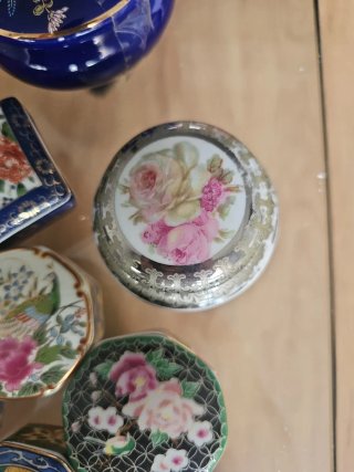 Lote de 8 cajitas decoradas