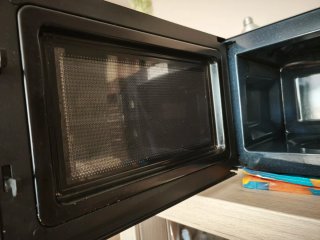 Microondas Samsung GE87M con Grill