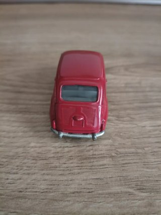 Maqueta Seat 600 Auto Pilen 1:43
