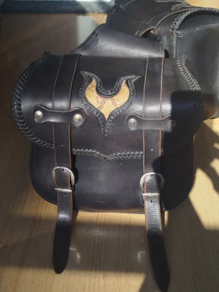 Alforjas de cuero para moto