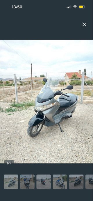 Moto 125cc Scooter Gris