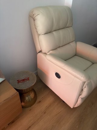 Sillón relax eléctrico piel El Corte Inglés.