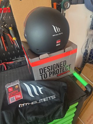 Casco Jet Negro Mthelmets