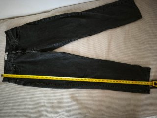 Pantalón tejano negro Pull and Bear