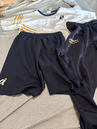 Conjunto deportivo escolar de la Academia Igualada