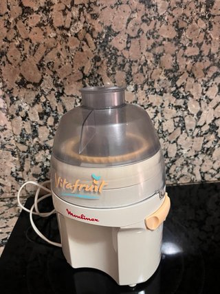 Cecotec Airfryer Compact  y Licuadora Moulinex