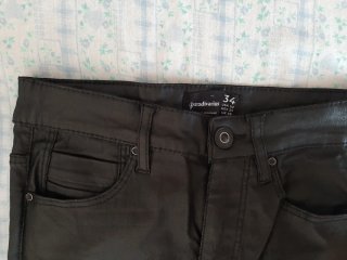 Pantalón largo negro