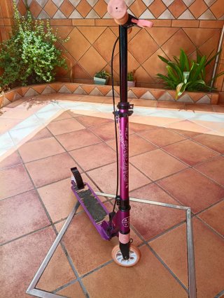 Patinete infantil morado