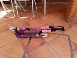 Patinete infantil morado