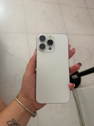 iPhone 15 Pro Max 256GB Titanio Blanco - Impecable