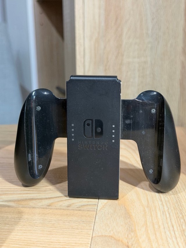 ¡Como NUEVA! Nintendo Switch V2 (Batería Mejorada)