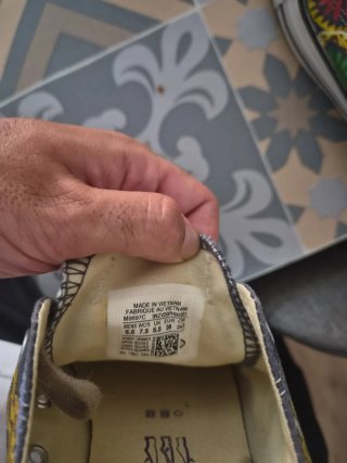 Converse Edic Limitada pintadas a  mano en Oaxaca