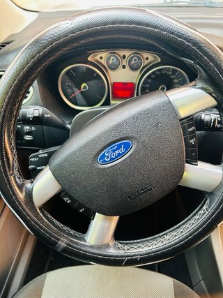 Ford Focus 2010
