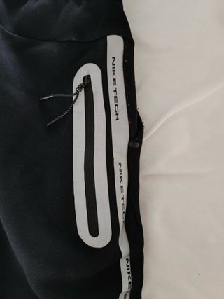 Pantalones Nike Tech Fleece Negros
