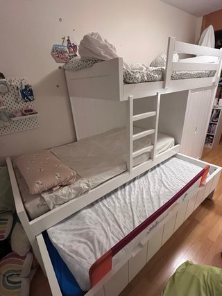 Litera Cama tren con armario blanco