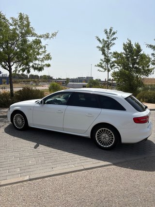 Audi A4 avant 2.0 tdi 150cv multitronic sline 2015