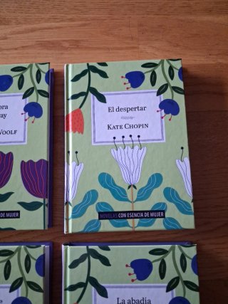 Libros novelas esencia de mujer