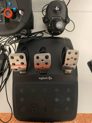 Volante Logitech G29 + Pedales + Palanca
