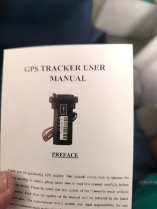 GPS Tracker con cables
