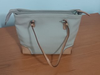 Bolso cartera mujer beige