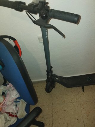 Patinete eléctrico Cecotec falta el cargador perdi