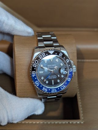 Reloj Seiko Mod GMT-Master II Batman Azul y Negro