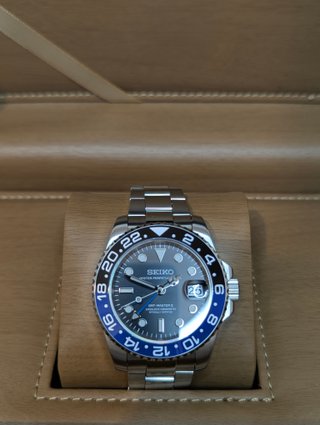 Reloj Seiko Mod GMT-Master II Batman Azul y Negro