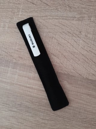 Bolígrafo Suzuki con funda