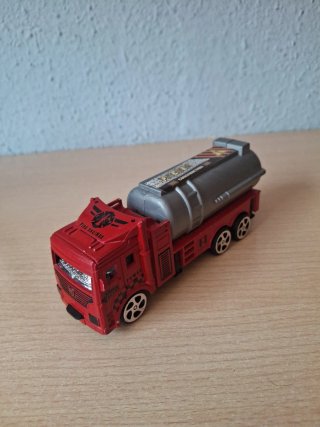 Lote 4 camiones bomberos y más