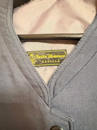 Traje corto gris