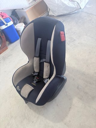 Silla de coche para niño/a hasta 4 años