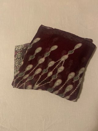 Grande foulard beige e viola