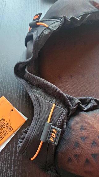 Última unidad!! Chaqueta FOX Baseframe Pro D3O XL