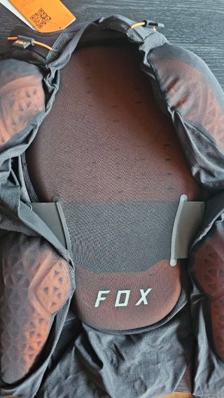Última unidad!! Chaqueta FOX Baseframe Pro D3O XL
