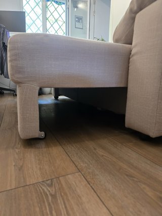 URGENTE - Sofá beige Eskilstuna Ikea
