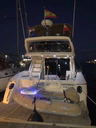 Barco a motor Astondoa 46