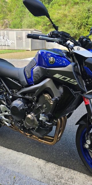 Yamaha MT-09 Naked