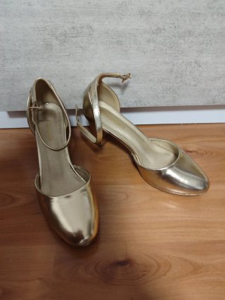 Zapatos dorados fiesta Valanciana T.38