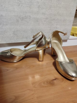 Zapatos dorados fiesta Valanciana T.38