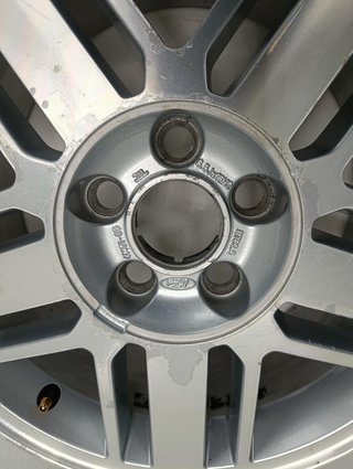 Juego de Llanta Ford Focus de 16 Pulgadas