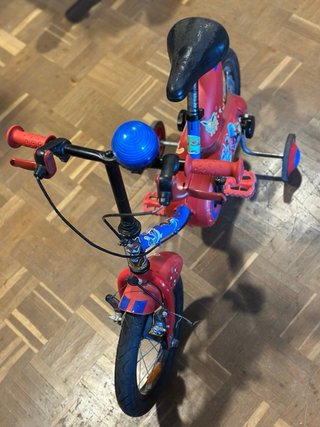 Bicicleta infantil 14” con ruedines y luces